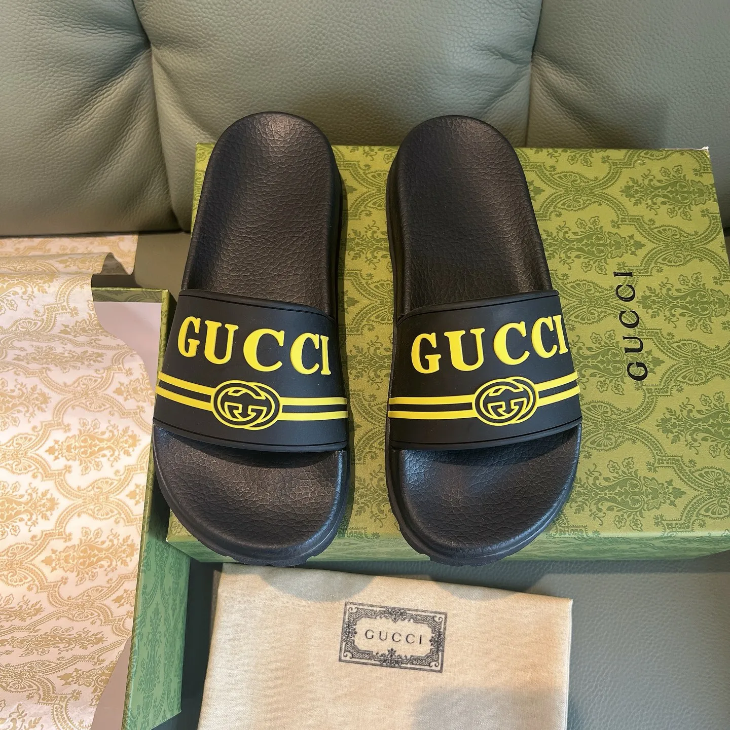 Men's Men's Shoes 130🐮🐮Gucci Gucci Slippers Gucci 2024 latest beach sandals slippers Original molding double G LOGO Original molding consistent Outsole: Men's Men's Shoes u double-layer outsole Size: 35-46